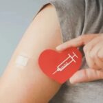 Passageira fica gravemente ferida após ser arremessada em acidente na Ponta Negra, em Manaus