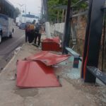 A Polícia Federal e o Ibama sufocam o crime organizado no Rio Madeira. Em operações recentes de fiscalização na região, forças de segurança localizaram e explodiram dragas, motores e combustíveis usados na extração clandestina de ouro.  O cerco está fechado e as ações continuam para rastrear os financiadores dessa destruição. Fim da linha para os criminosos